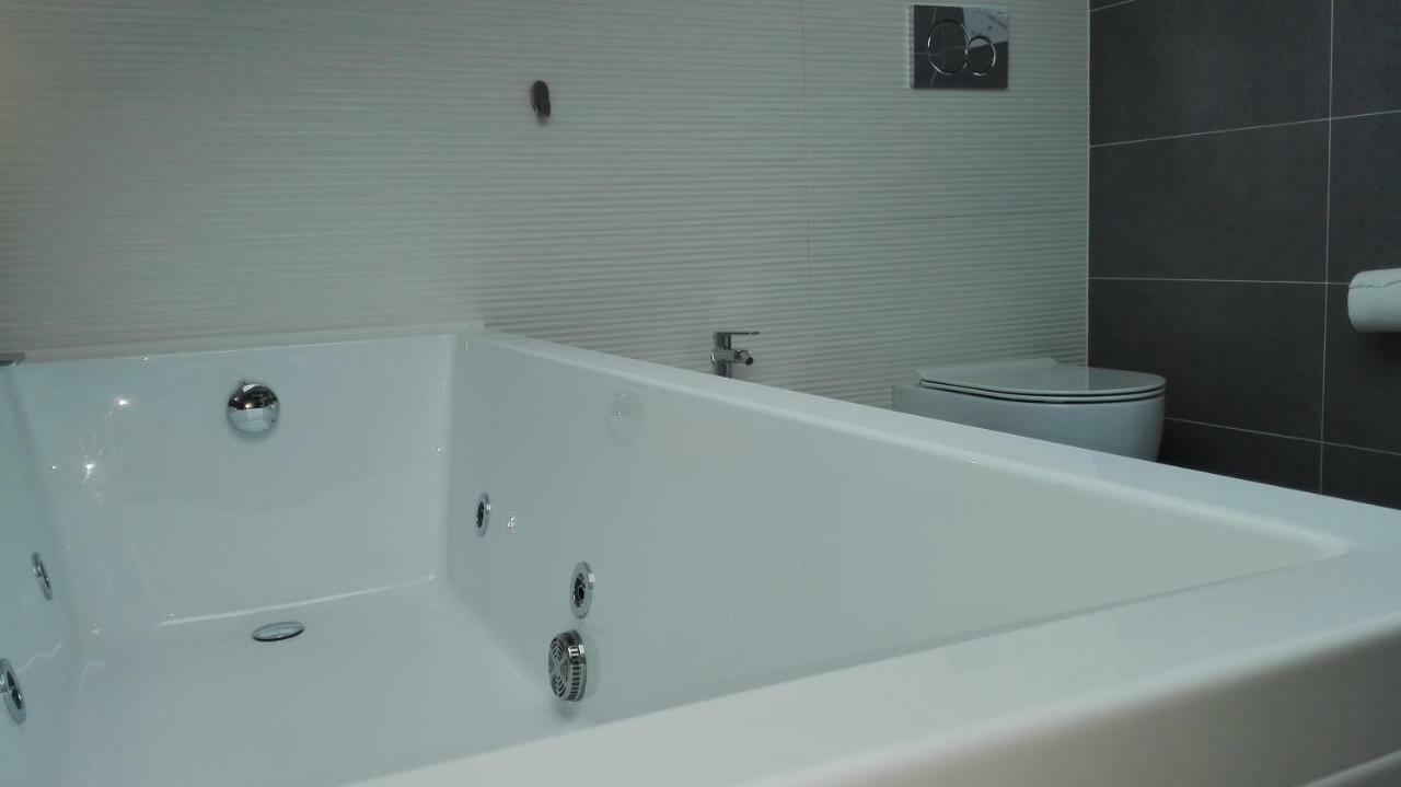 Tivoli Shortlets - Catania Hotel San Gregorio di Catania Ngoại thất bức ảnh